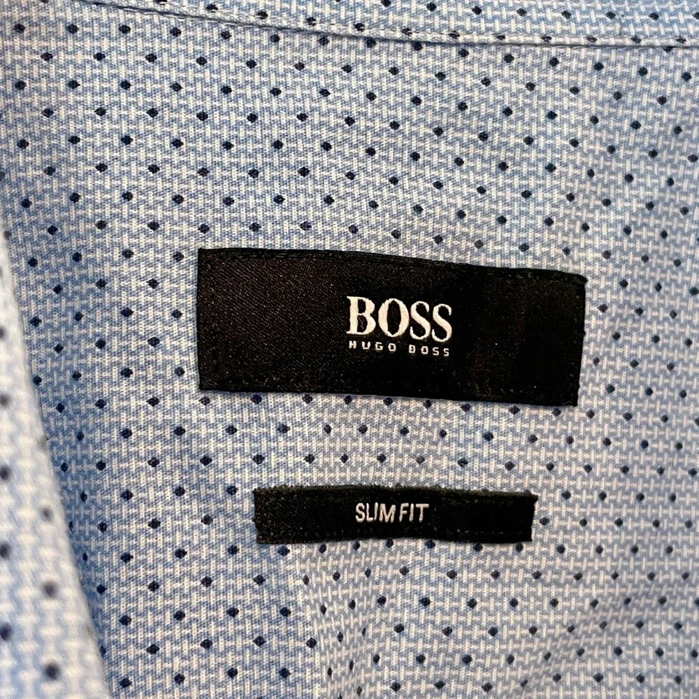 Hugo BOSS Long Sleeve Button Up Dress Shirt Mens 44 Blue Slim Fit Polka Dot‎